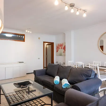 Apartment Huge In The Heart Of